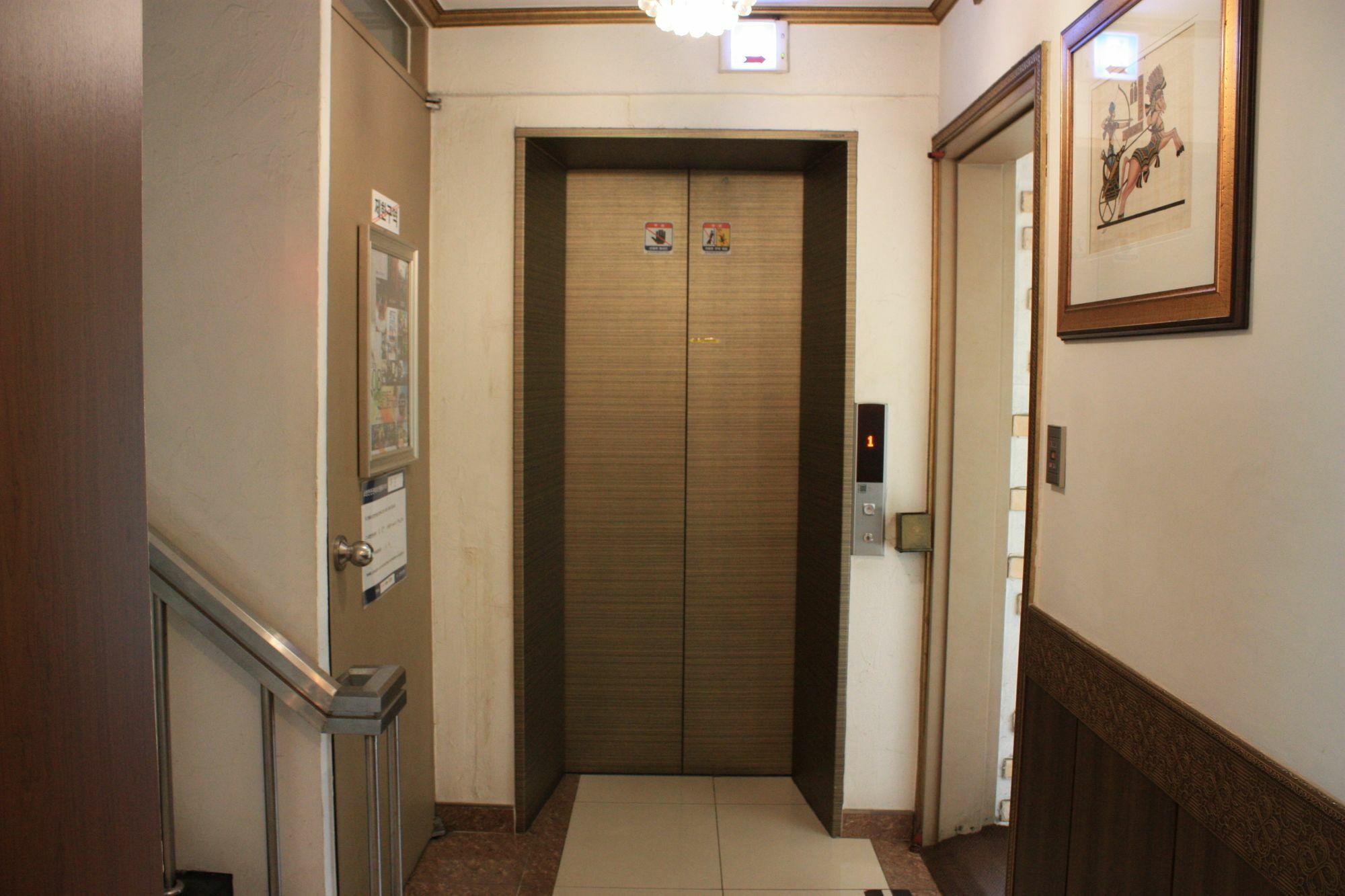 Coups Hotel Seoul Ngoại thất bức ảnh